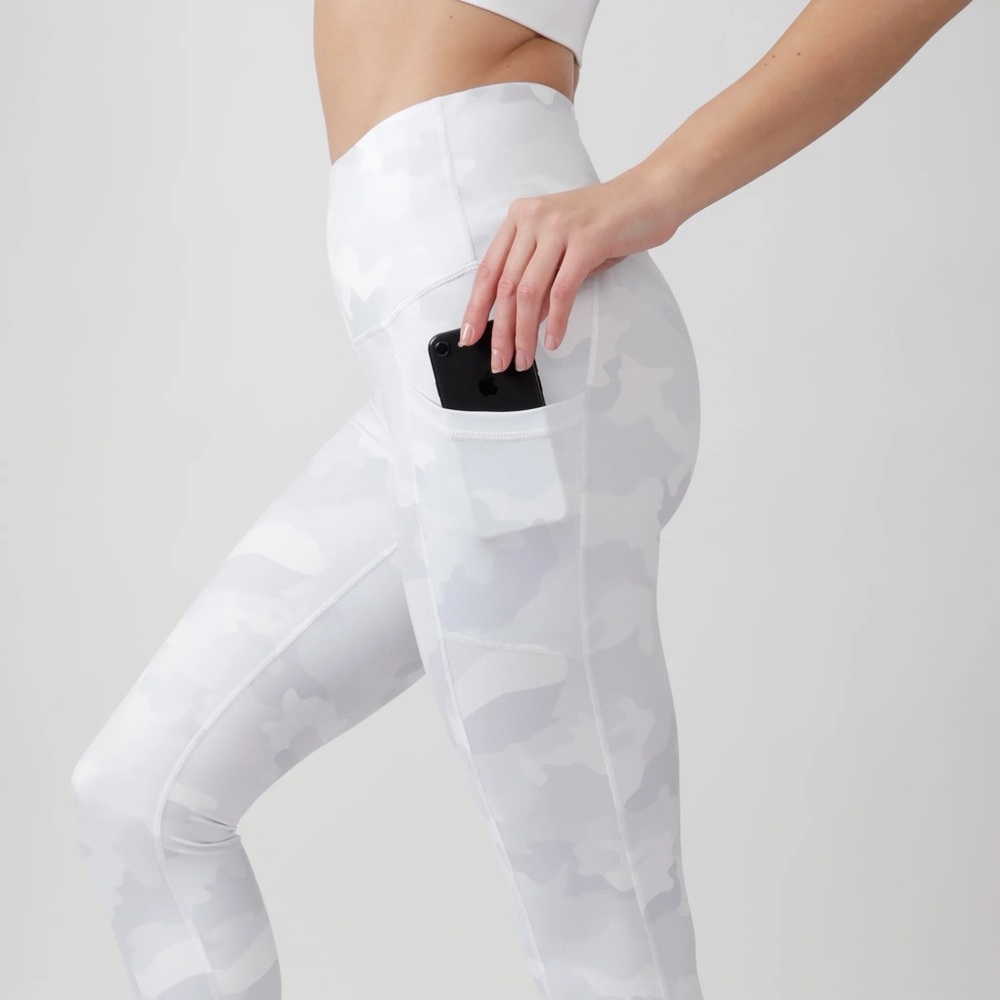 90 Degree By Reflex White Camo Leggings with Pocket